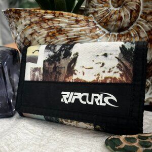 Brand New!! Rip Curl Trifold Velcro Wallet